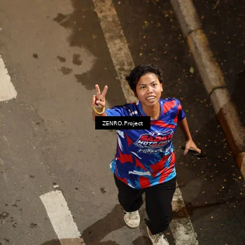 Runner Photo 6056894