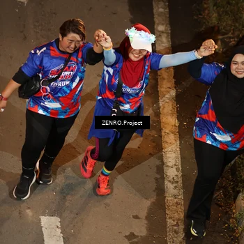 Runner Photo 6056918