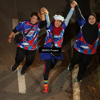 Runner Photo 6056921