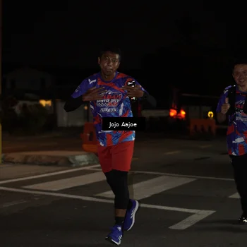 Runner Photo 6057004