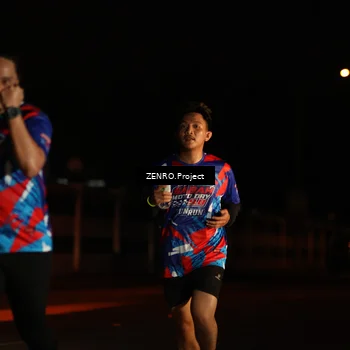 Runner Photo 6057041