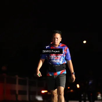 Runner Photo 6057043
