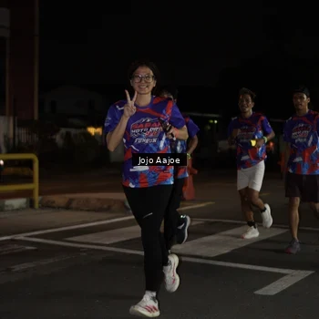 Runner Photo 6057071