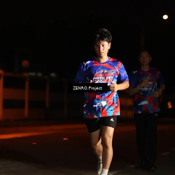 Runner Photo 6057136