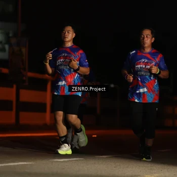 Runner Photo 6057214