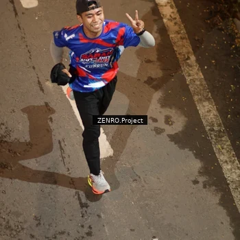 Runner Photo 6057236