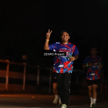Runner Photo 6057237