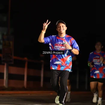 Runner Photo 6057256