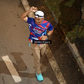 Runner Photo 6057260