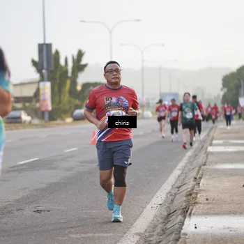 Runner Photo 6057318