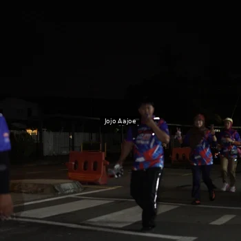 Runner Photo 6057350