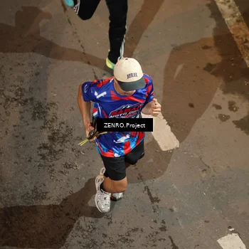Runner Photo 6057469