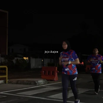 Runner Photo 6057533