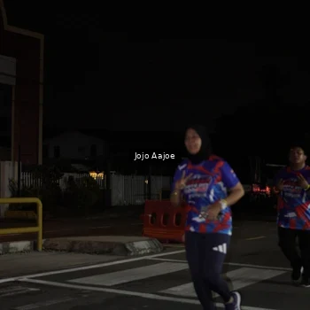 Runner Photo 6057565