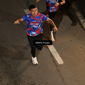 Runner Photo 6057716