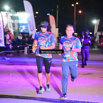 Runner Photo 6057792
