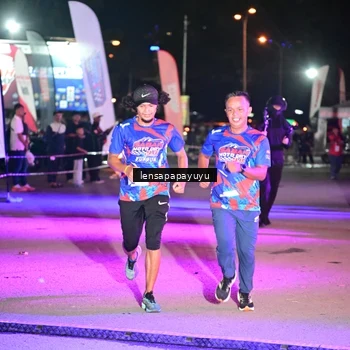 Runner Photo 6057800