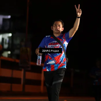 Runner Photo 6057836