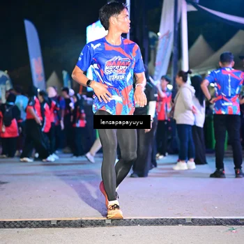 Runner Photo 6057839
