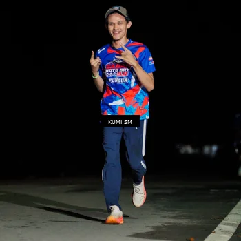 Runner Photo 6057848