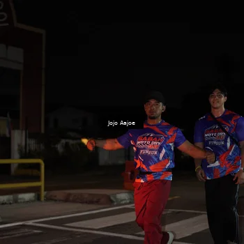 Runner Photo 6057852