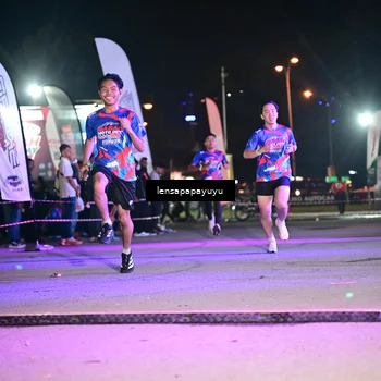 Runner Photo 6057856