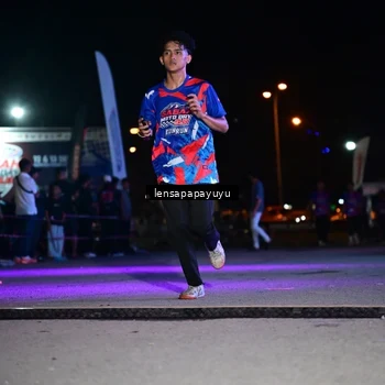 Runner Photo 6057872
