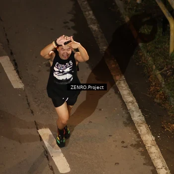 Runner Photo 6057878