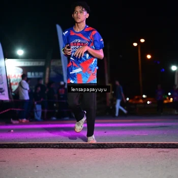 Runner Photo 6057879