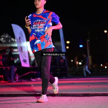 Runner Photo 6057908