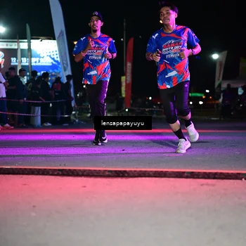 Runner Photo 6057943