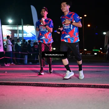 Runner Photo 6057956