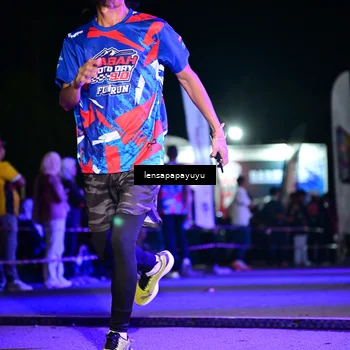 Runner Photo 6058002