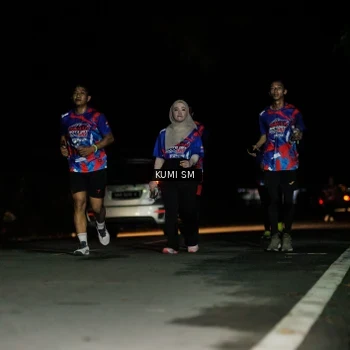 Runner Photo 6058012