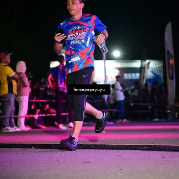 Runner Photo 6058032