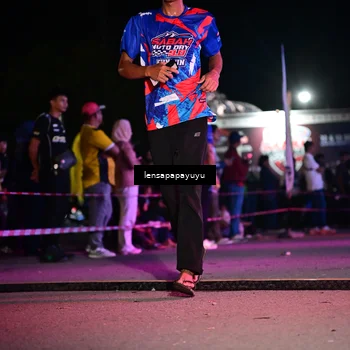 Runner Photo 6058042