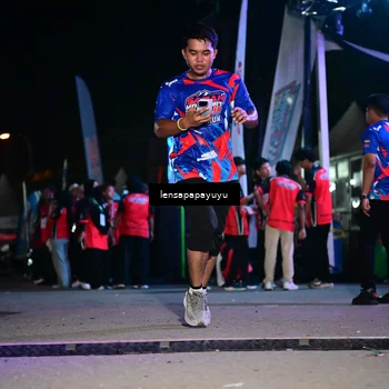 Runner Photo 6058049