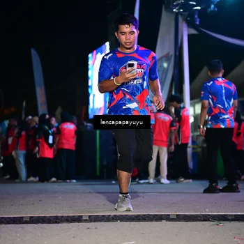 Runner Photo 6058055