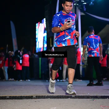 Runner Photo 6058068