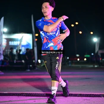 Runner Photo 6058079