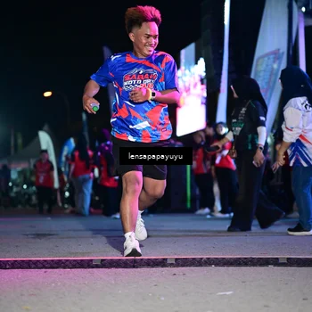 Runner Photo 6058145