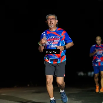 Runner Photo 6058148