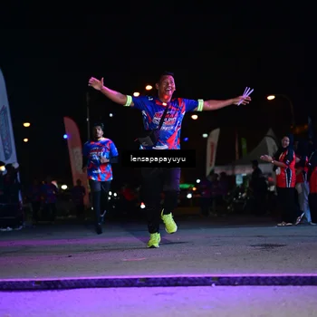 Runner Photo 6058173