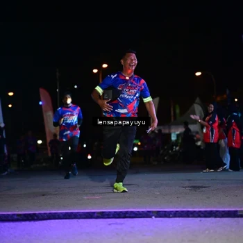 Runner Photo 6058185