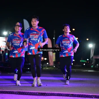 Runner Photo 6058213