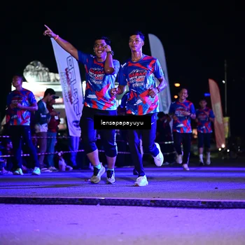 Runner Photo 6058245