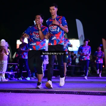 Runner Photo 6058265