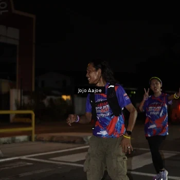 Runner Photo 6058302