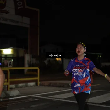 Runner Photo 6058307