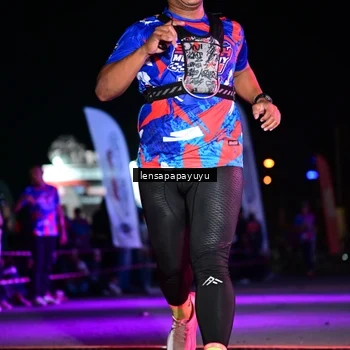 Runner Photo 6058338